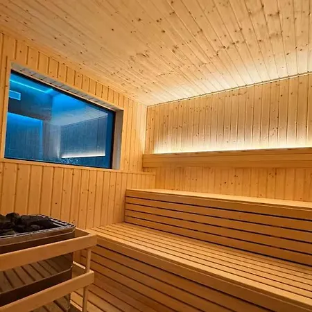 Happy Travel Jade Tower * Fuengirola