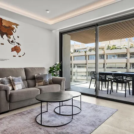 Happy Travel Jade Tower *