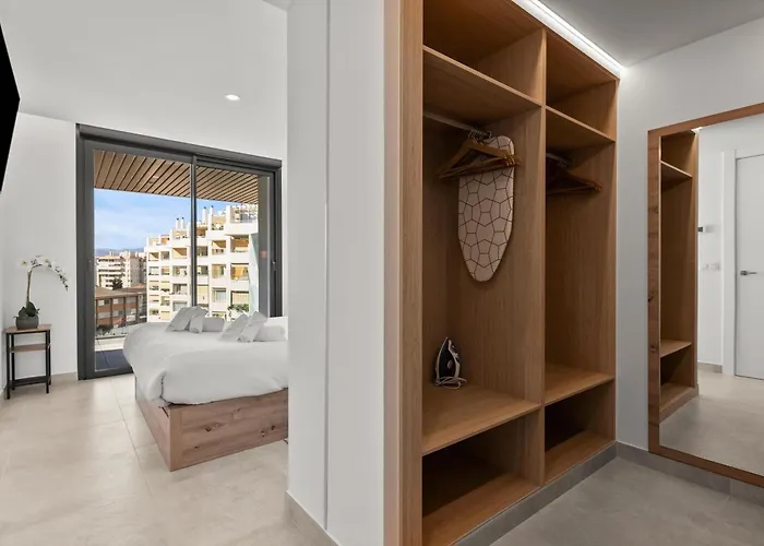 Happy Travel Jade Tower * Fuengirola