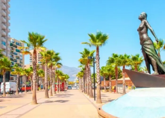 Happy Travel Jade Tower *