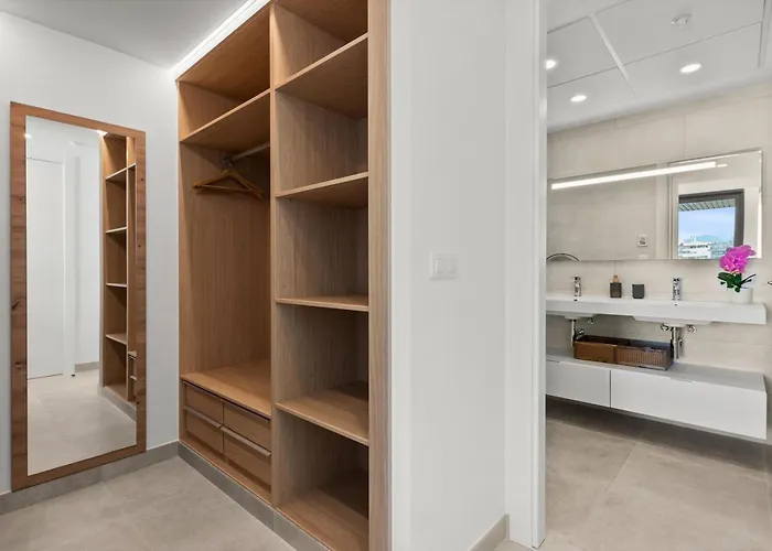 Happy Travel Jade Tower Apartman Fuengirola